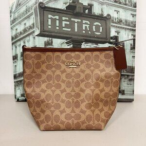 Coach CT800 City Bucket Bag In Signature Canvas